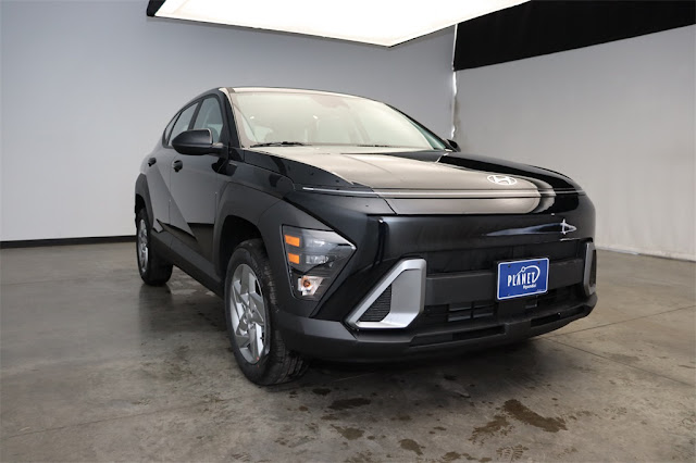 2025 Hyundai Kona SE