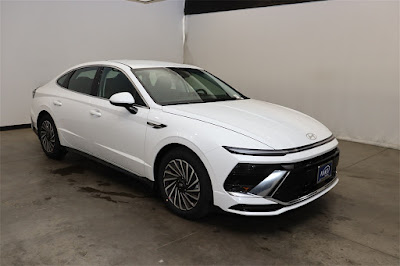 2025 Hyundai Sonata Hybrid