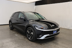 2025 Hyundai IONIQ 5 SE