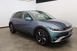2025 Hyundai IONIQ 5 SE