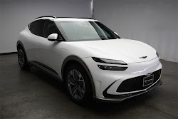 2025 Genesis GV60 Standard