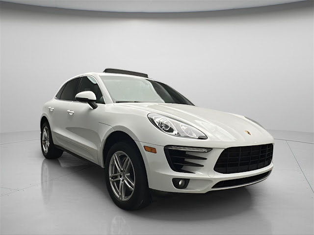 2015 Porsche Macan S