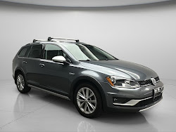 2017 Volkswagen Golf Alltrack TSI SE