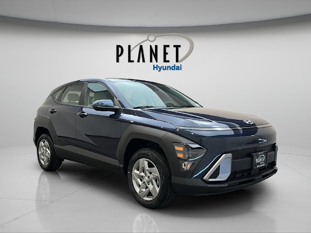 2027 Hyundai Kona SE