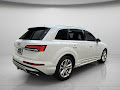 2025 Audi Q7 55 Prestige