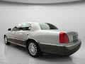 2003 Lincoln Town Car Signature