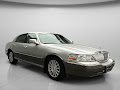 2003 Lincoln Town Car Signature