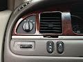 2003 Lincoln Town Car Signature